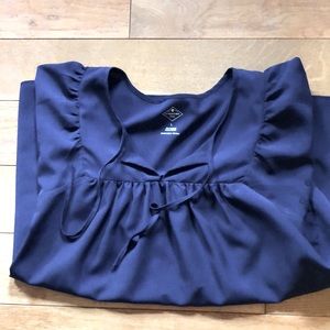 Ladies St John’s Bay size large short sleeve top